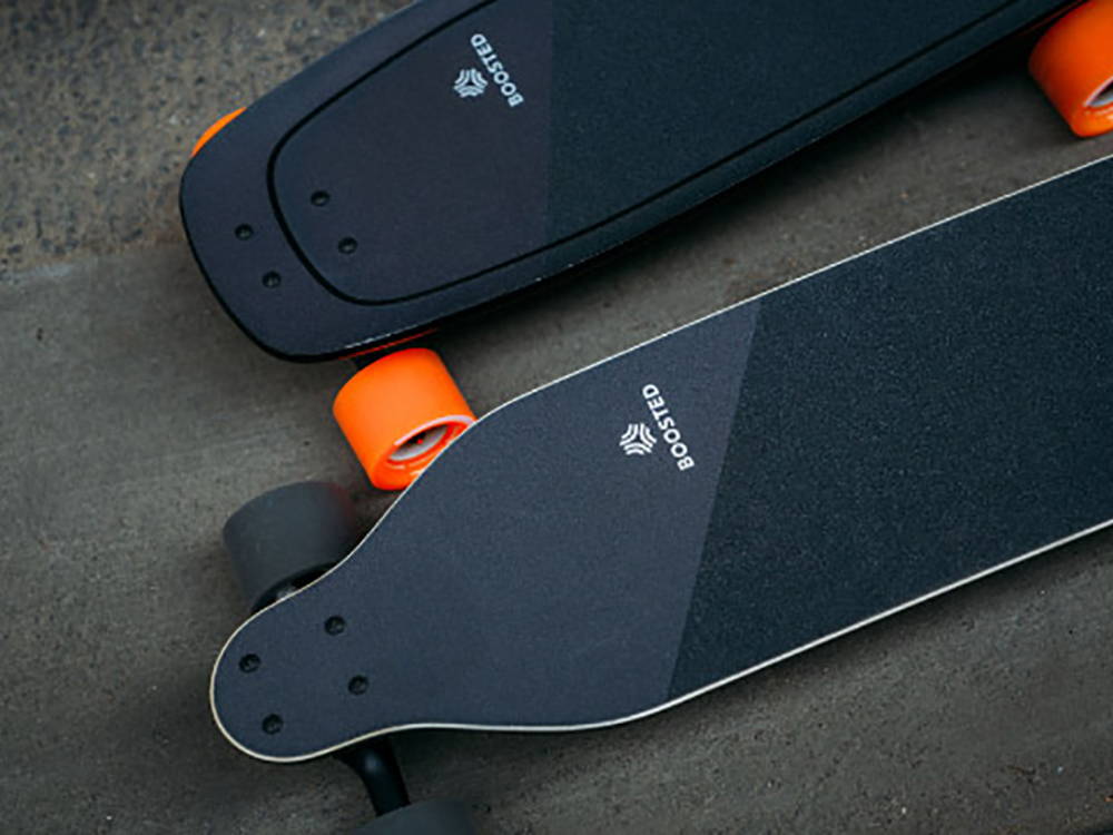 GEAR: Boosted Electric Skateboard V2